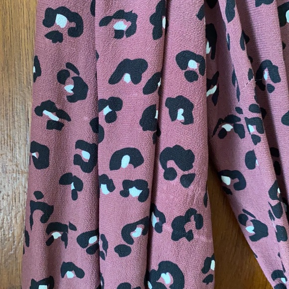 Need dress size small new with tag - Picture 6 of 11